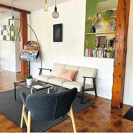 Pb - Gare Hostel Perpignan